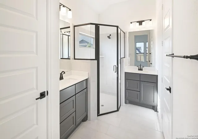 5th image of 435 Alexander Avenue, New Braunfels, TX 78130 | MLS# 1885824