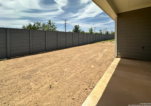 25th image of 12812 Hill Plains Dr, Schertz, TX 78108 | MLS# 1885875