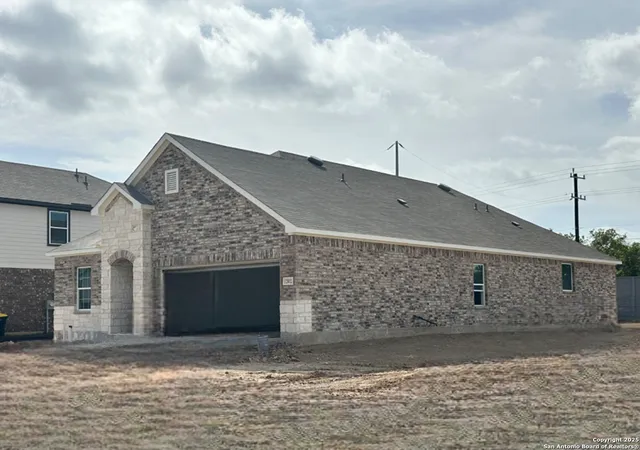 4th image of 12812 Hill Plains Dr, Schertz, TX 78108 | MLS# 1885875