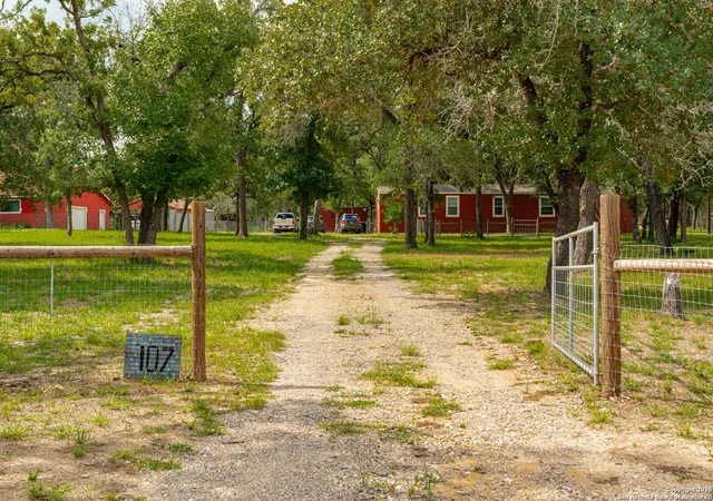 3rd image of 107 Deep Woods, Seguin, TX 78155 | MLS# 1885897