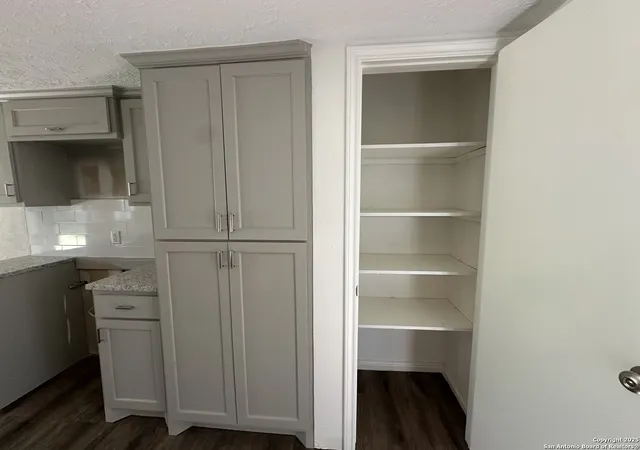 Photo 3 of Single family home for sale at 2616 El Camino Dr, Baycity, TX 77414 | MLS# 1885929 | Listing updated on 2026-08-18