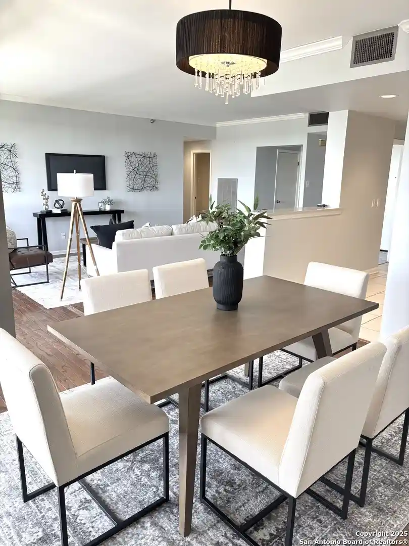 Listing Photo 1 - Condo for sale in 7887 Broadway located at 7887 Broadway, San Antonio, TX 78209 - Unit #601