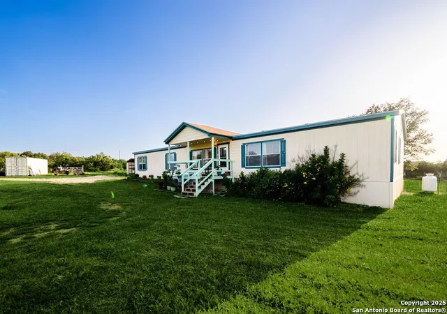 Photo 2 of Sale Pending at 14 Regu Rd, Fredericksburg, TX 78624 | MLS# 1886076 | Listing updated on 2025-11-06