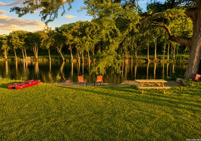 Photo 2 of Single family home for sale at 1391 Hwy 39, Ingram, TX 78025 | MLS# 1886080 | Listing updated on 2026-06-28