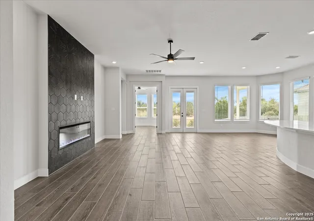 3rd image of 209 Sawtooth Oak, Seguin, TX 78155 | MLS# 1886085