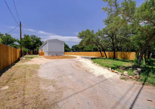 Photo 2 of Sale Pending at 1154 Hidden Fawn, Canyon Lake, TX 78133 | MLS# 1886092 | Listing updated on 2025-10-22