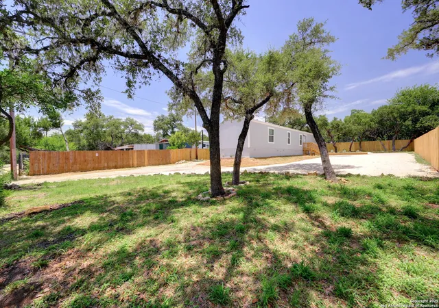 Photo 4 of Sale Pending at 1154 Hidden Fawn, Canyon Lake, TX 78133 | MLS# 1886092 | Listing updated on 2025-10-22
