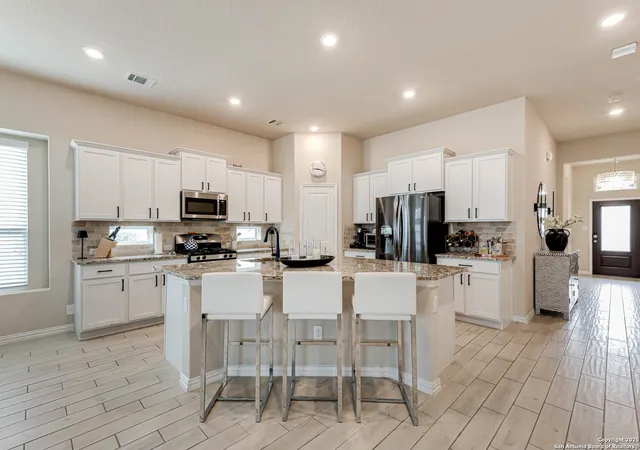 Photo 4 of Sale Pending at 29123 Bettina, Boerne, TX 78006 | MLS# 1886114 | Listing updated on 2025-12-08