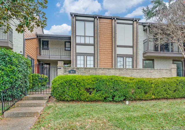 1st image of 9009 Wexford St, San Antonio, TX 78217 | MLS# 1886134