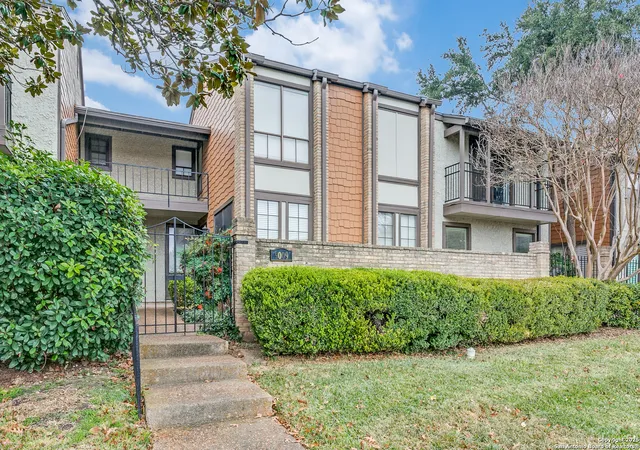 2nd image of 9009 Wexford St, San Antonio, TX 78217 | MLS# 1886134