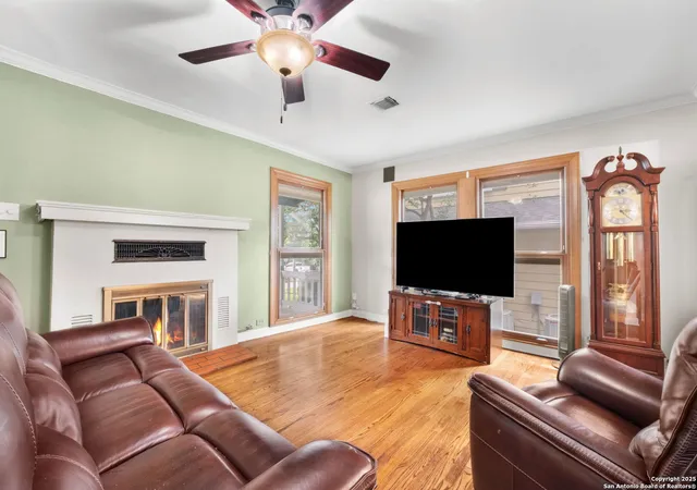 Photo 3 of Single family home for sale at 135 Corona, San Antonio, TX 78209 | MLS# 1886147 | Listing updated on 2025-10-21