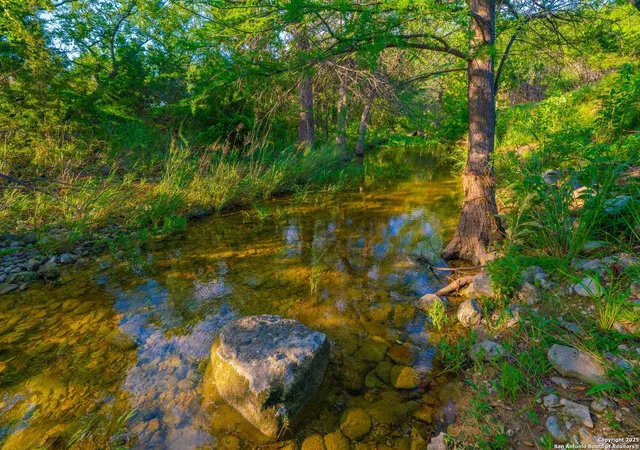 Photo 3 of House for sale at 120 Majestic Oaks Dr, Boerne, TX 78006 | MLS# 1886162 | Listing updated on 2026-07-24