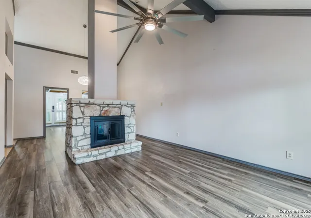 Listing Photo 5 - Condo for sale in building located at 17224 Beacon Woods, San Antonio, TX 78248 - Unit #1503