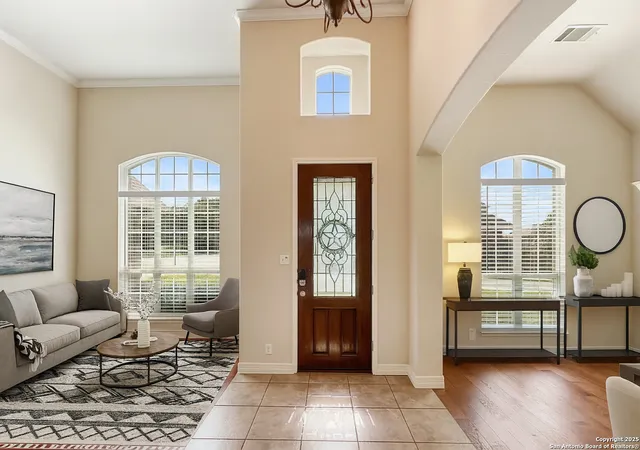 Photo 1 of Single family home for sale at 43 Gazelle, San Antonio, TX 78258 | MLS# 1886334 | Listing updated on 2025-08-17