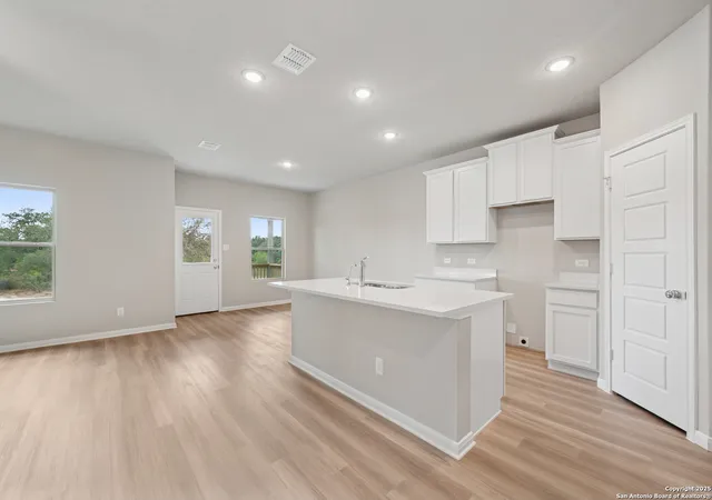 Photo 3 of Sale Pending at 22225 Jordans Pl, San Antonio, TX 78264 | MLS# 1886383 | Listing updated on 2025-11-14