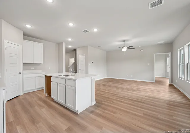 Photo 3 of Sale Pending at 22225 Jordans Pl, San Antonio, TX 78264 | MLS# 1886383 | Listing updated on 2025-11-14