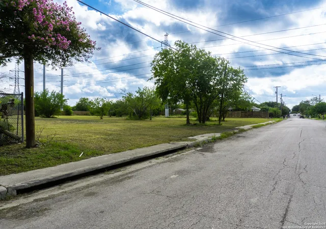 Photo 2 of Land for sale at Tbd Groff Ave, San Antonio, TX 78228 | MLS# 1886446 | Listing updated on 2026-05-30