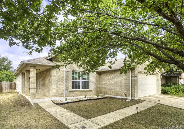 Photo 1 of Sale Pending at 1415 O Hara, San Antonio, TX 78251 | MLS# 1886468 | Listing updated on 2025-11-22