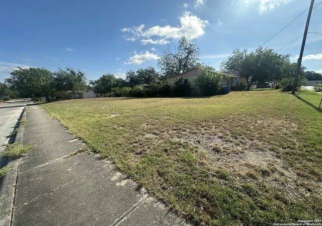Photo 3 of Sale Pending at 2303 Hicks, San Antonio, TX 78210 | MLS# 1886471 | Listing updated on 2025-09-02