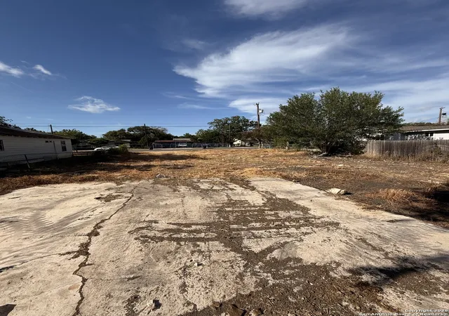 Photo 3 of Land for sale at 211 Prosperity, San Antonio, TX 78237 | MLS# 1886494 | Listing updated on 2025-12-30