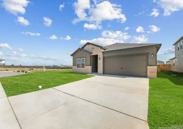 Photo 3 of Sale Pending at 16510 Red Pine, Elmendorf, TX 78112 | MLS# 1886531 | Listing updated on 2025-11-20