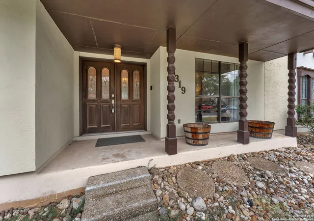 Photo 3 of Single family home for sale at 6319 Bay Meadows, San Antonio, TX 78244 | MLS# 1886540 | Listing updated on 2025-10-27