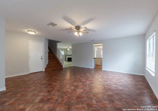 Photo 4 of Sale Pending at 2625 Westover View, San Antonio, TX 78251 | MLS# 1886705 | Listing updated on 2025-10-01