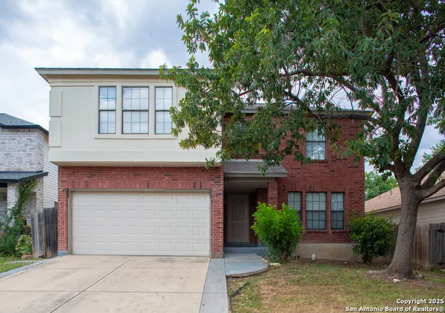 Photo 1 of Sale Pending at 2625 Westover View, San Antonio, TX 78251 | MLS# 1886705 | Listing updated on 2025-10-01