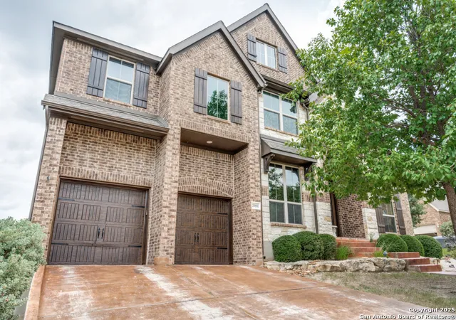 Photo 3 of Single family home for sale at 25851 Warbler Vw, San Antonio, TX 78255 | MLS# 1886771 | Listing updated on 2025-10-25