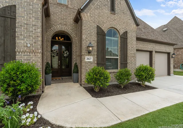 Photo 3 of Sale Pending at 28627 Benedikt, Boerne, TX 78006 | MLS# 1886783 | Listing updated on 2025-08-09