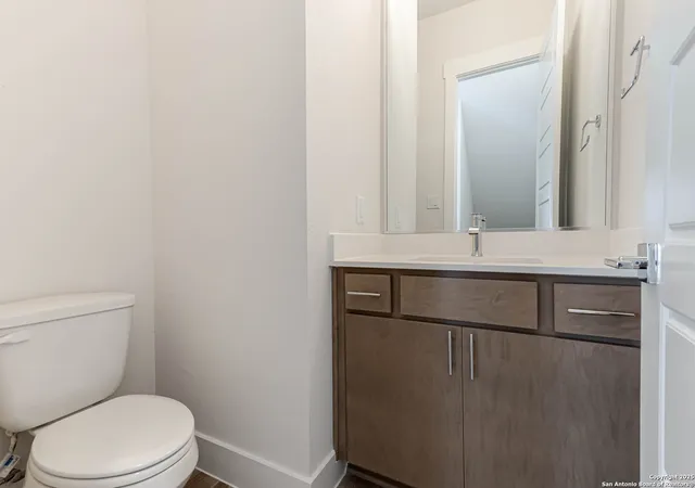 Photo 4 of Single family home for sale at 144 N Cherry #104, San Antonio, TX 78202 | MLS# 1886798 | Listing updated on 2026-03-22