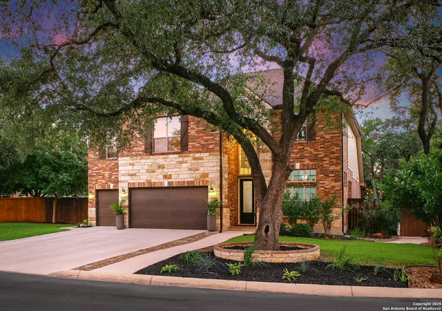 Photo 3 of Sale Pending at 9603 Ninas Ct, San Antonio, TX 78254 | MLS# 1886815 | Listing updated on 2025-09-22