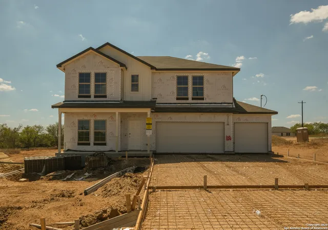 3rd image of 100 Greeley Dr, Floresville, TX 78114 | MLS# 1886861