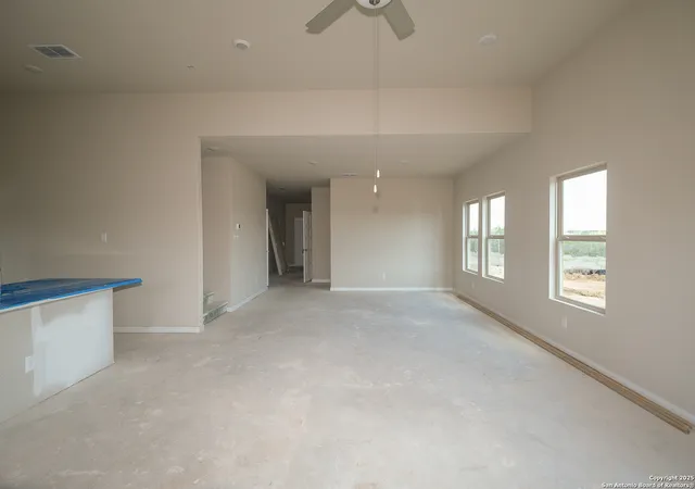 4th image of 100 Greeley Dr, Floresville, TX 78114 | MLS# 1886861