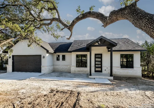 3rd image of 1229 Stallion Springs Dr, Fischer, TX 78623 | MLS# 1886882