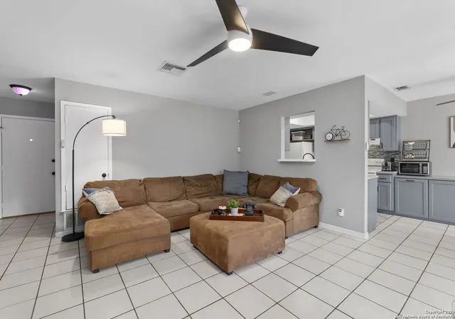 Photo 3 of Single family home for sale at 3707 Pipers Meadow, San Antonio, TX 78251 | MLS# 1886901 | Listing updated on 2025-10-11