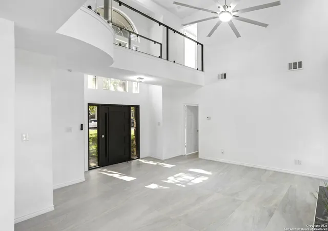 Photo 3 of Sale Pending at 17411 Canyon Boulder, San Antonio, TX 78248 | MLS# 1886914 | Listing updated on 2025-11-10