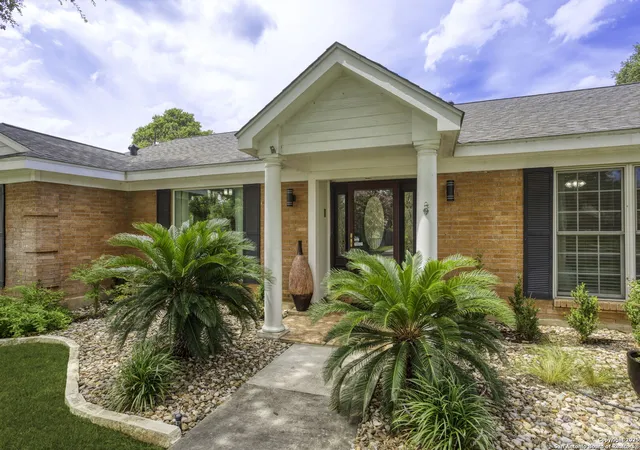 Photo 1 of Sale Pending at 1011 Haltown, San Antonio, TX 78213 | MLS# 1886939 | Listing updated on 2025-09-28