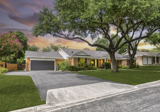 Photo 2 of Sale Pending at 1011 Haltown, San Antonio, TX 78213 | MLS# 1886939 | Listing updated on 2025-09-28