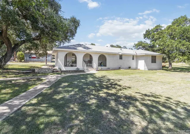 Homes for sale in Lakehills, TX | 10406 Park Road 37, Lakehills, TX 78063 | MLS# 1886943