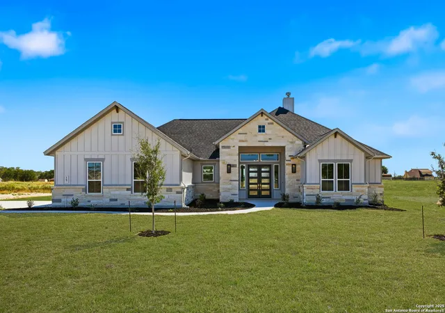 Photo 2 of Sale Pending at 167 Pradera Ridge Dr, Floresville, TX 78114 | MLS# 1886955 | Listing updated on 2026-02-18