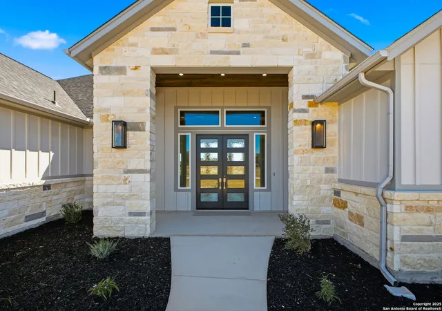 Photo 3 of Sale Pending at 167 Pradera Ridge Dr, Floresville, TX 78114 | MLS# 1886955 | Listing updated on 2026-02-18
