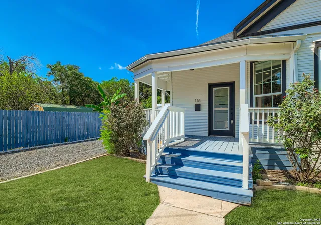 Photo 3 of Single family home for sale at 116 Rehmann, San Antonio, TX 78204 | MLS# 1886957 | Listing updated on 2026-01-01