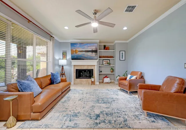 Photo 4 of Single family home for sale at 14822 Colorado King, San Antonio, TX 78248 | MLS# 1887002 | Listing updated on 2025-10-14