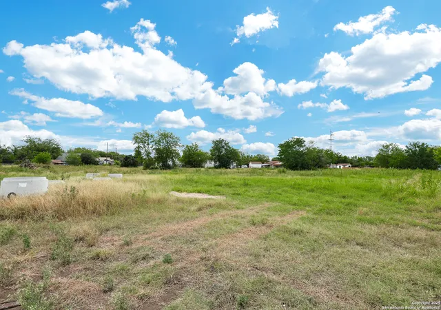 Photo 3 of Land for sale at 6 Golden Ave, San Antonio, TX 78211 | MLS# 1887025 | Listing updated on 2025-12-29