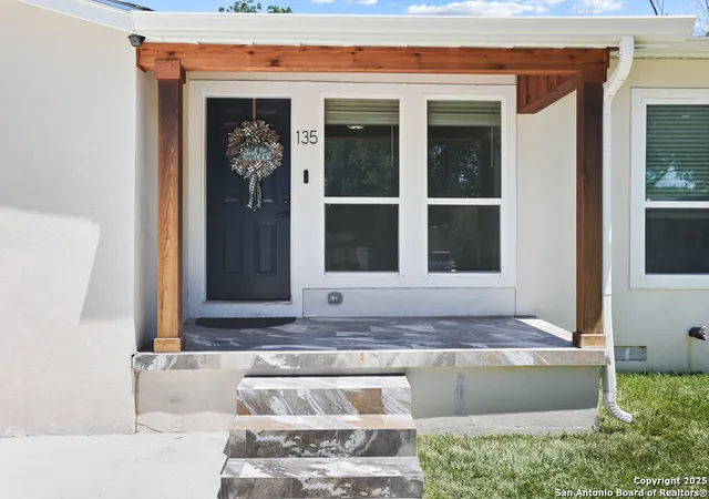 2nd image of 135 Saratoga, San Antonio, TX 78213 | MLS# 1887073