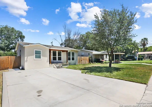 3rd image of 135 Saratoga, San Antonio, TX 78213 | MLS# 1887073
