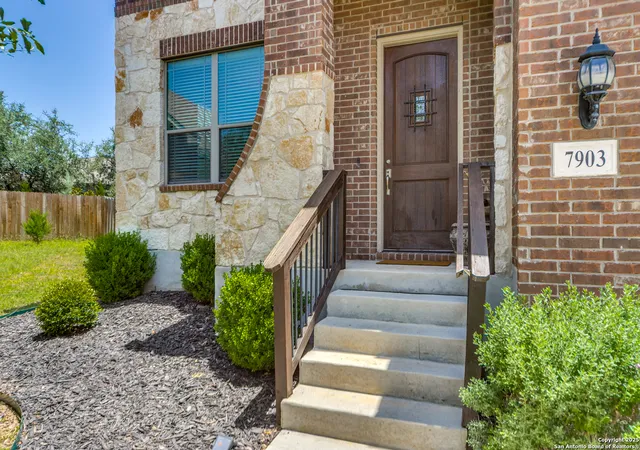 Photo 3 of Sale Pending at 7903 Ashfield Way, Boerne, TX 78015 | MLS# 1887136 | Listing updated on 2025-09-25