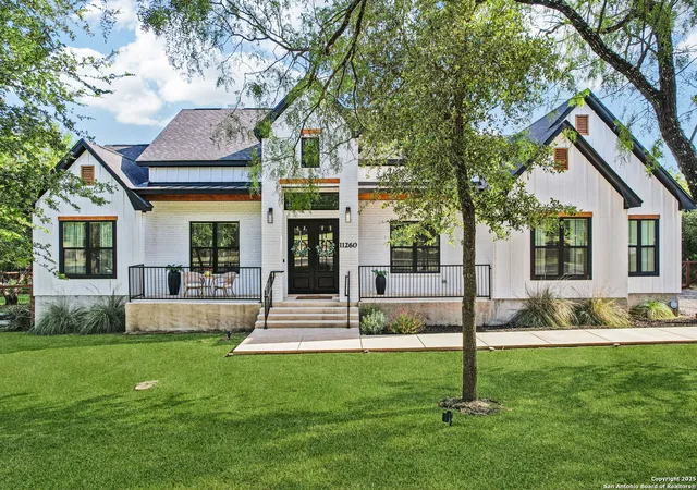 Photo 2 of Single family home for sale at 11260 Beverly Hills, Helotes, TX 78023 | MLS# 1887191 | Listing updated on 2025-12-02
