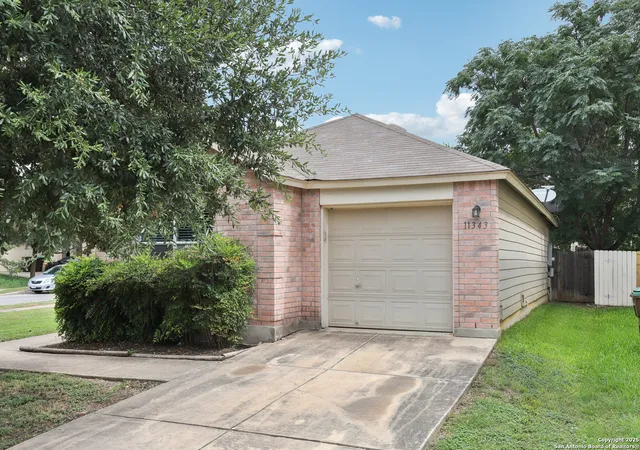 Photo 1 of Sale Pending at 11343 Saratoga Coach, San Antonio, TX 78254 | MLS# 1887247 | Listing updated on 2025-09-17